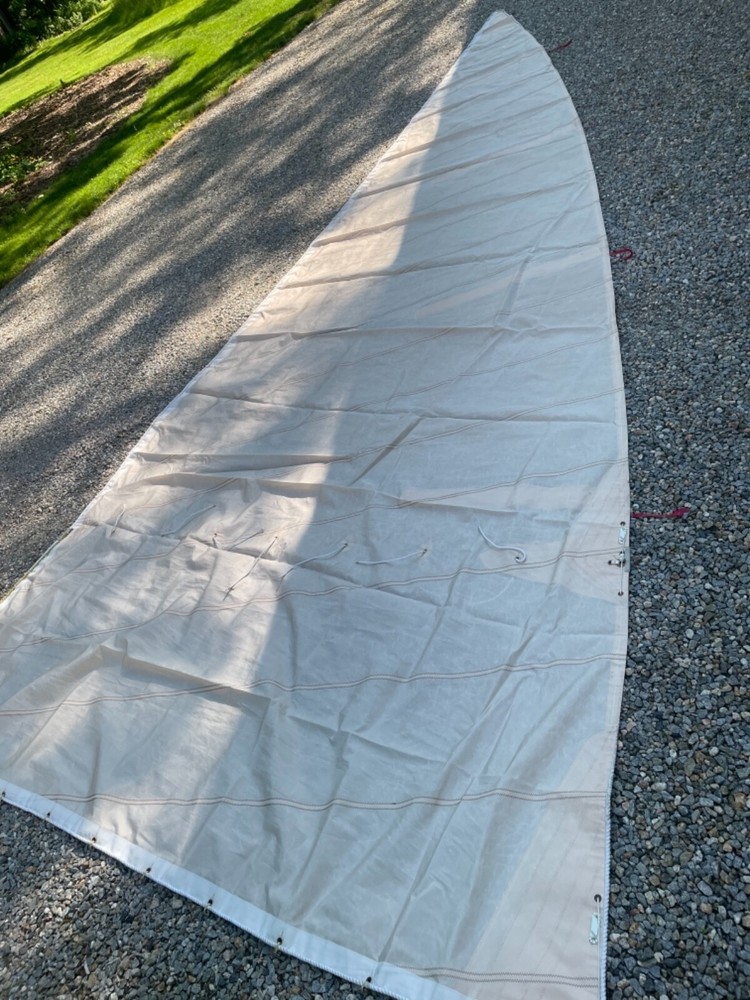 Mainsail for a Rozinante