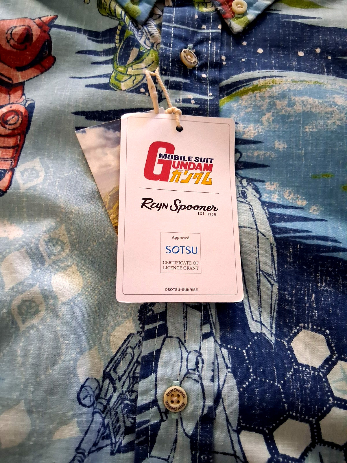 Reyn Spooner Boy's MOBILE SUIT "GUNDAM" Sky Full Button Front Shirt Sizes
