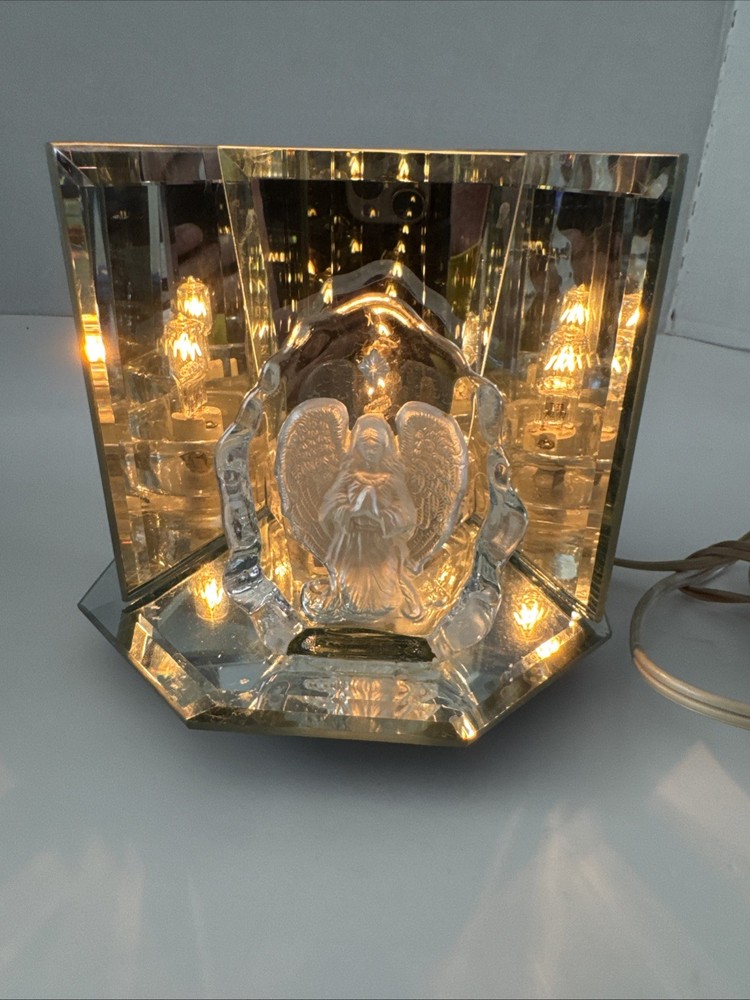 Beautiful Dimmable Praying Angel Mirrored Table Light