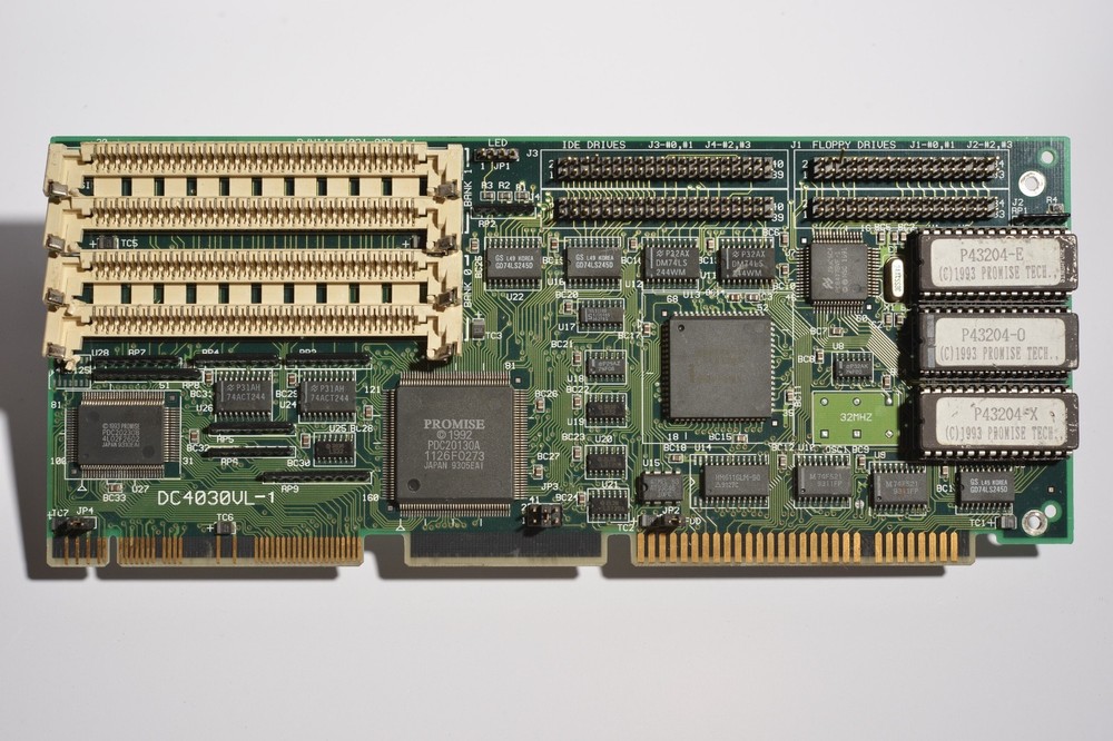 Promise DC4030VL VLB I/O Controller / IDE + Floppy Disk Accelerator 486 VESA