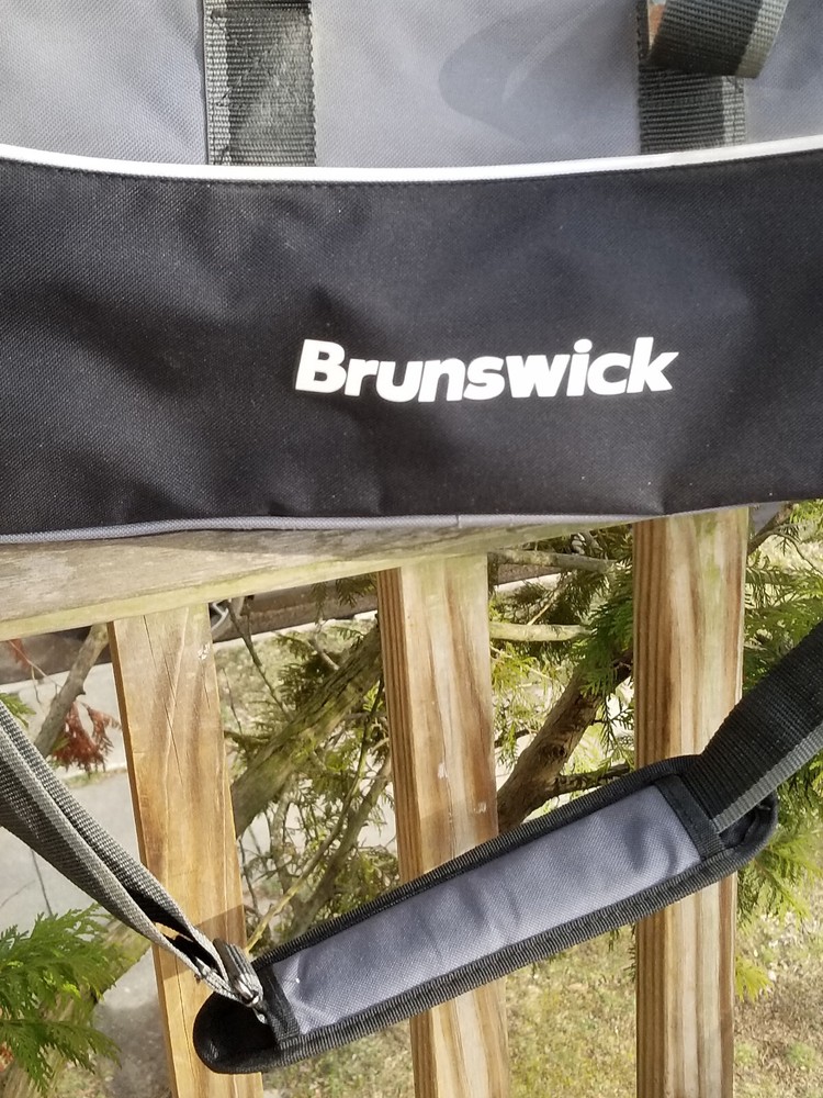 BRUNSWICK BOWLING BALL BAG FOR 2 BALLS