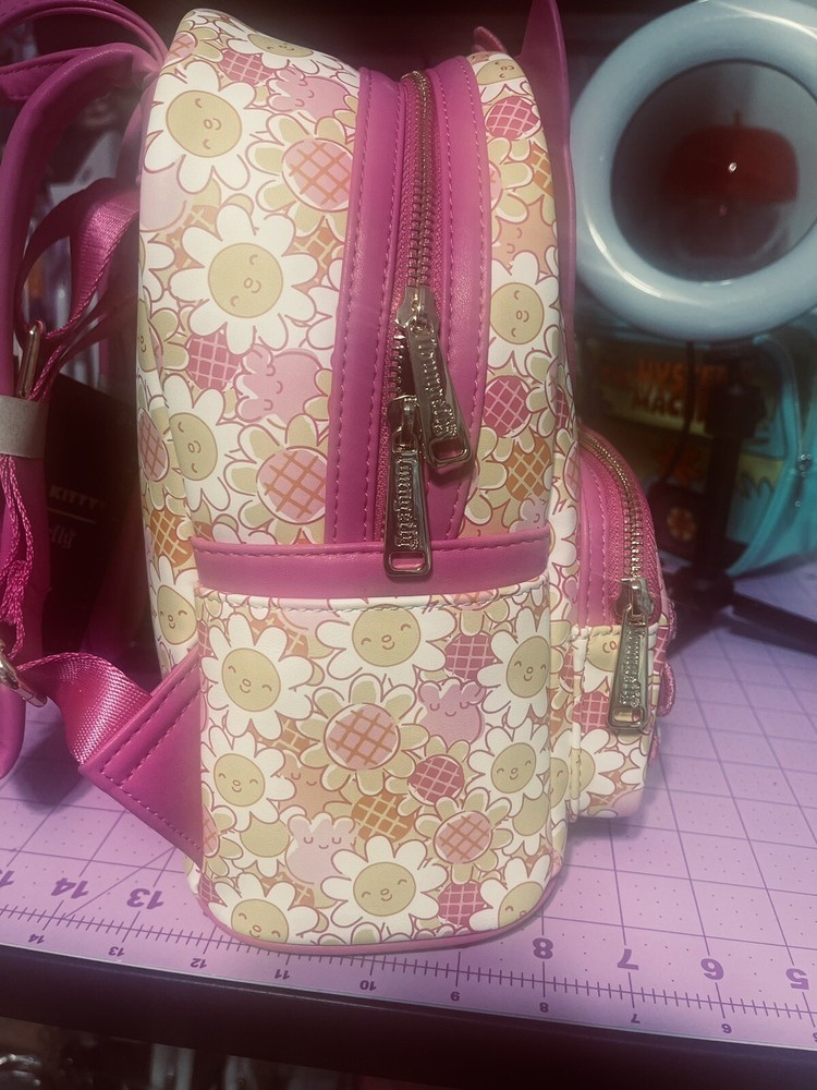 hello kitty backpack