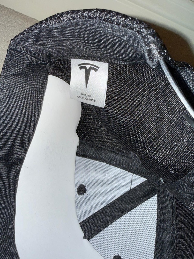 BRAND NEW AUTHENTIC Tesla Black Baseball Hat