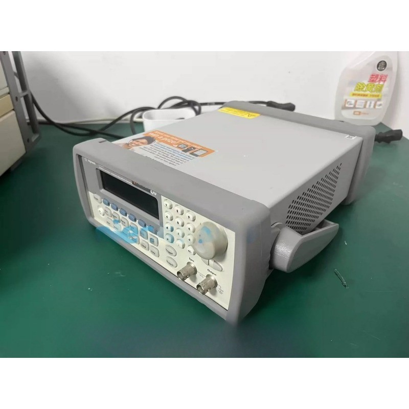 1PCS HP KEYSIGHT Agilent 33220A 20 MHz Function/Arbitrary Waveform Generator