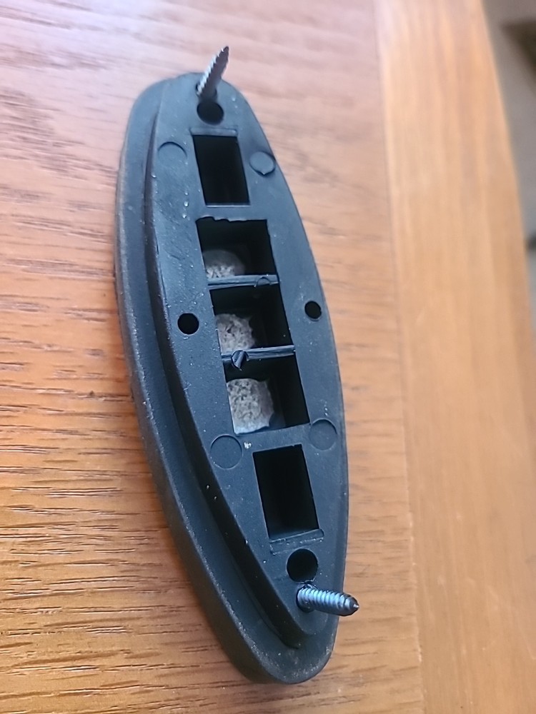 Traditions Sporter Mag 209 Inline Muzzleloader Stock Buttpad With Screws