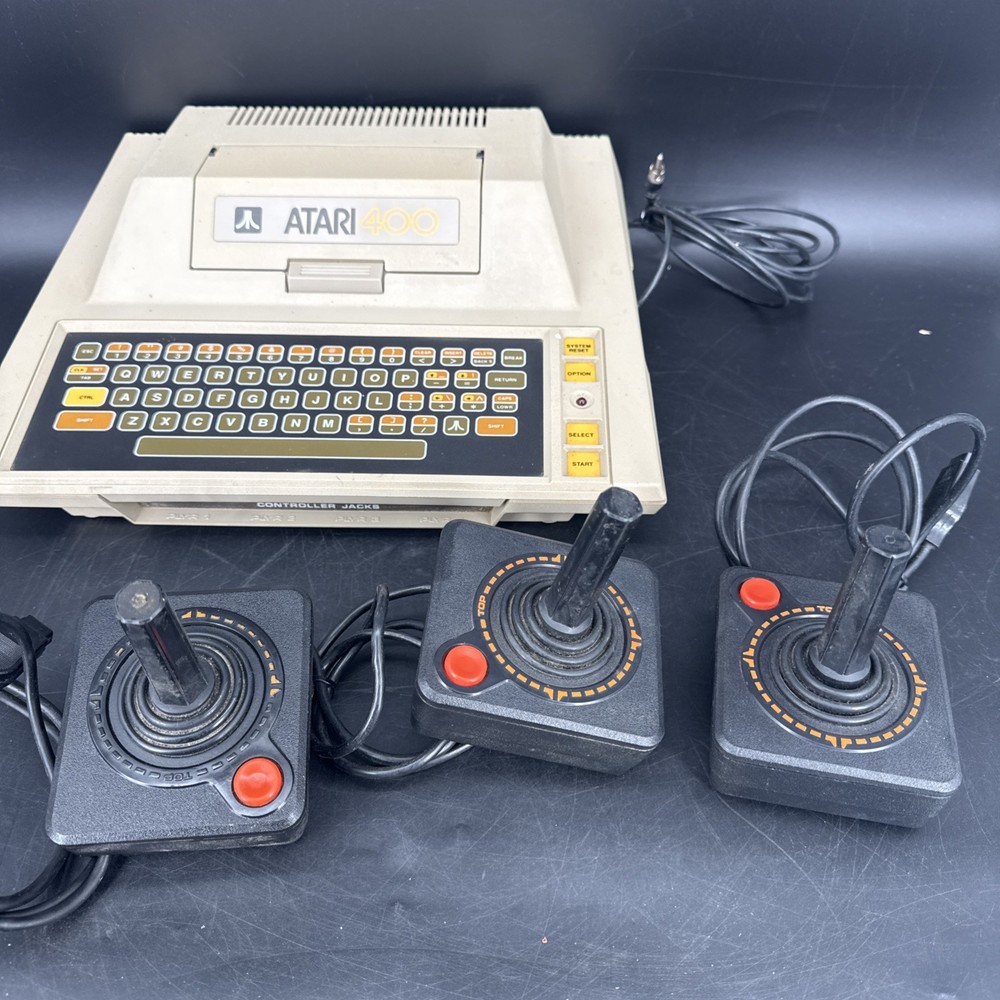 Atari 400 Computer System For Parts Or Repair