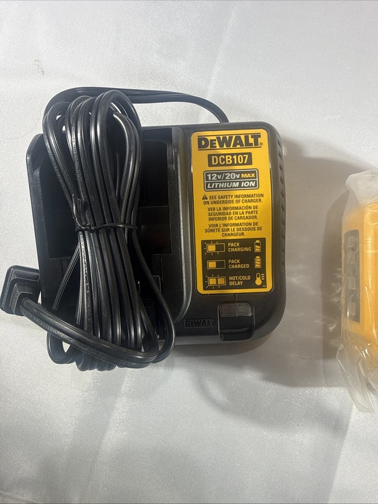 Dewalt Softshell Heated Jacket Kit Dchj060c1-m