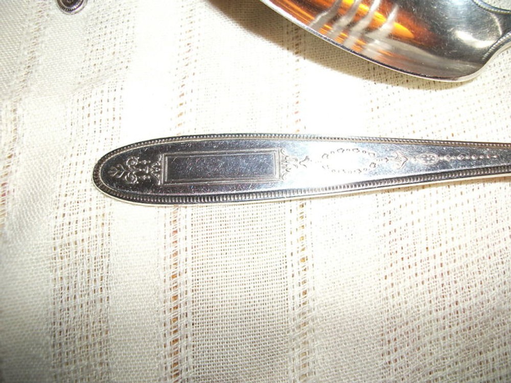 Oneida community Grosvenor silverplate flatware 42 pc