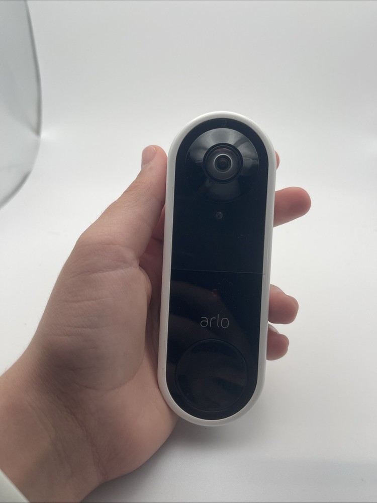 *Arlo Essential Wired Doorbell Wire Free - White, Untested.