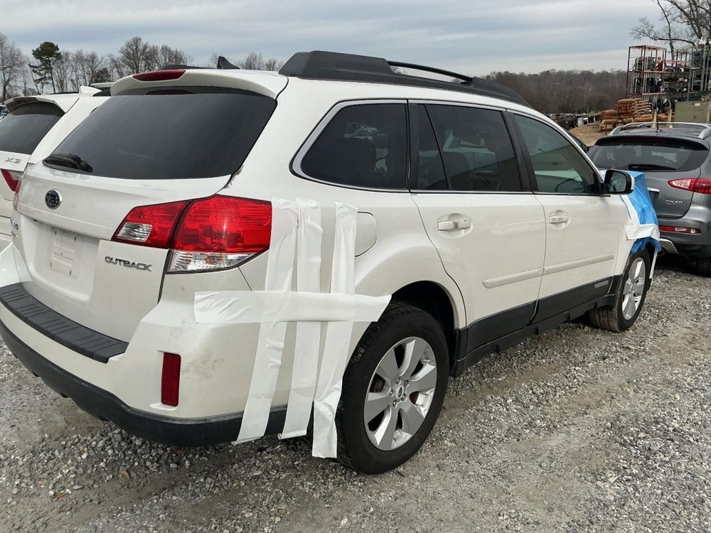 LEGACY 2012 Glove Box 4915992