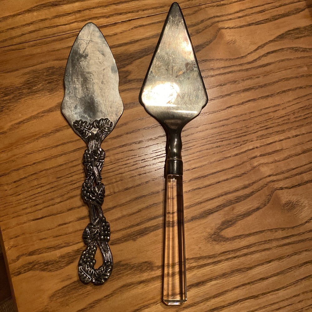 Vintage Lot Cake / Pie Server Grapes & Leaves Ornate Silverplate & Glass Handle