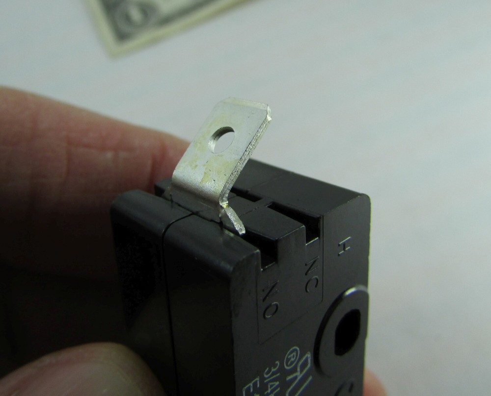 2 Cherry E13 15A Normally Open Snap Action Pushbutton Switch 125/250VAC E13-33EA