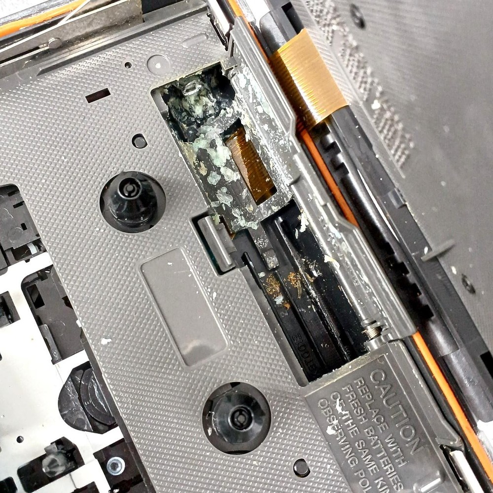 PANASONIC RQ-SW20 cassette player