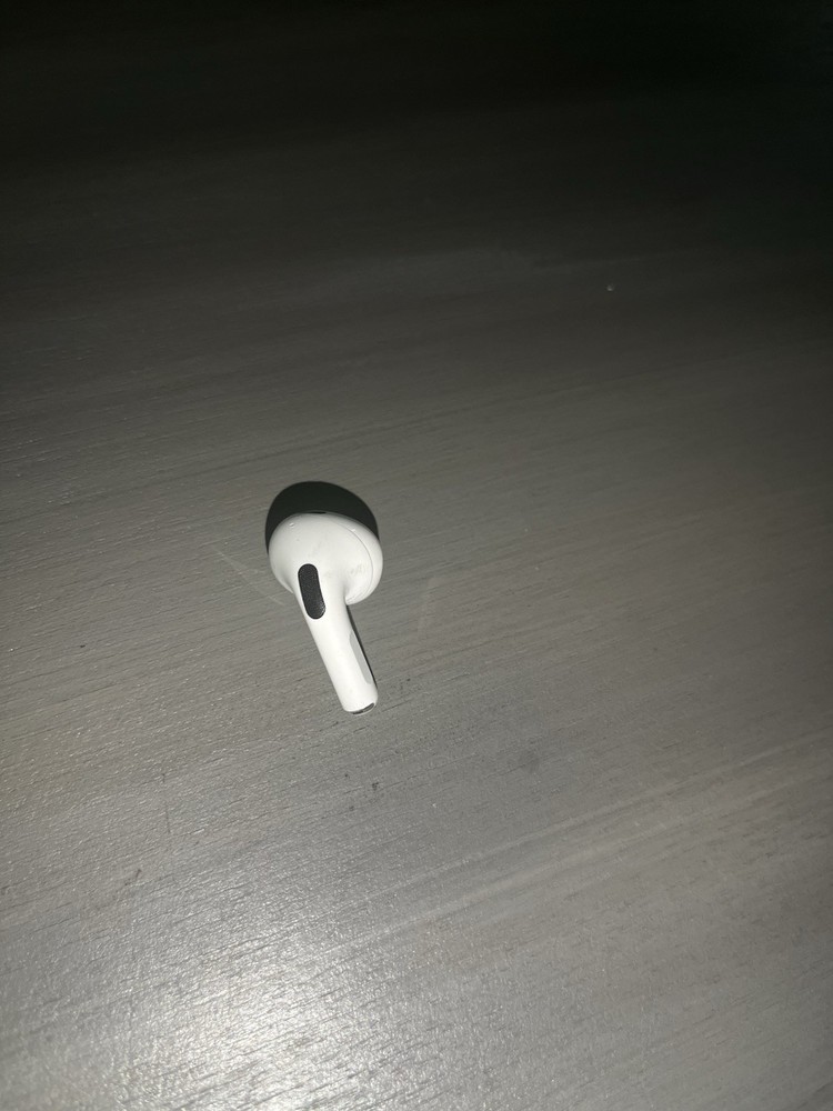 Apple Single Wireless Earbud Replacement White