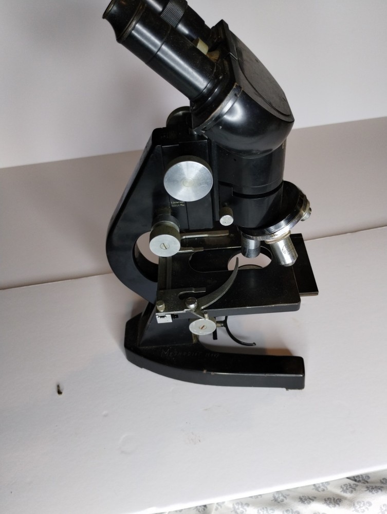 Antique ERNST LEITZ WETZLAR Stereo Look Microscope With Box