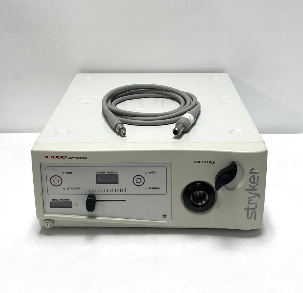 Stryker X7000 Light Source