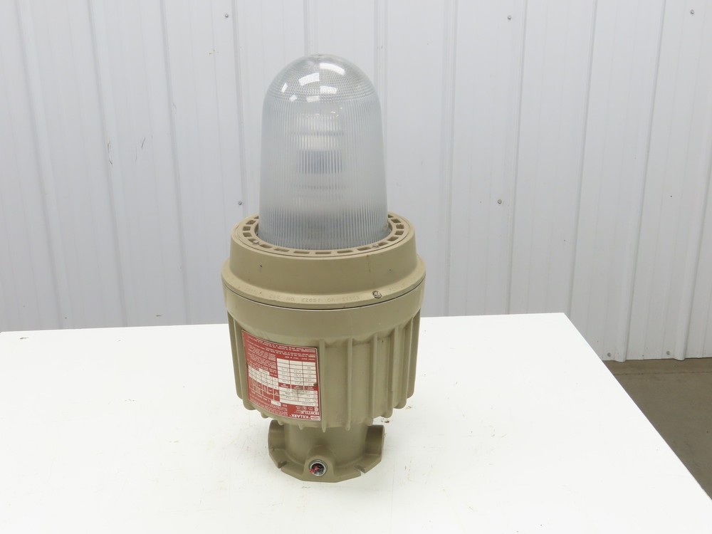 Hubbell Killark EZH400 Hostile Lite HID Metal Halide Light 400W Explosion Proof