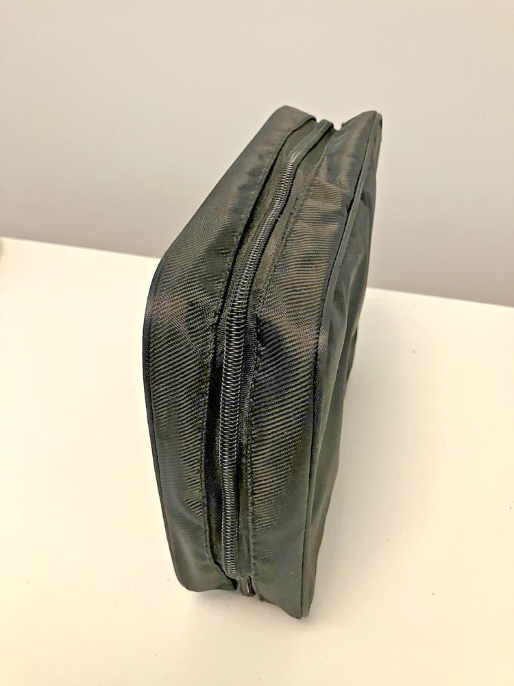 iWave Carrying Case black bag storage electronics headphone Digital Transmitter