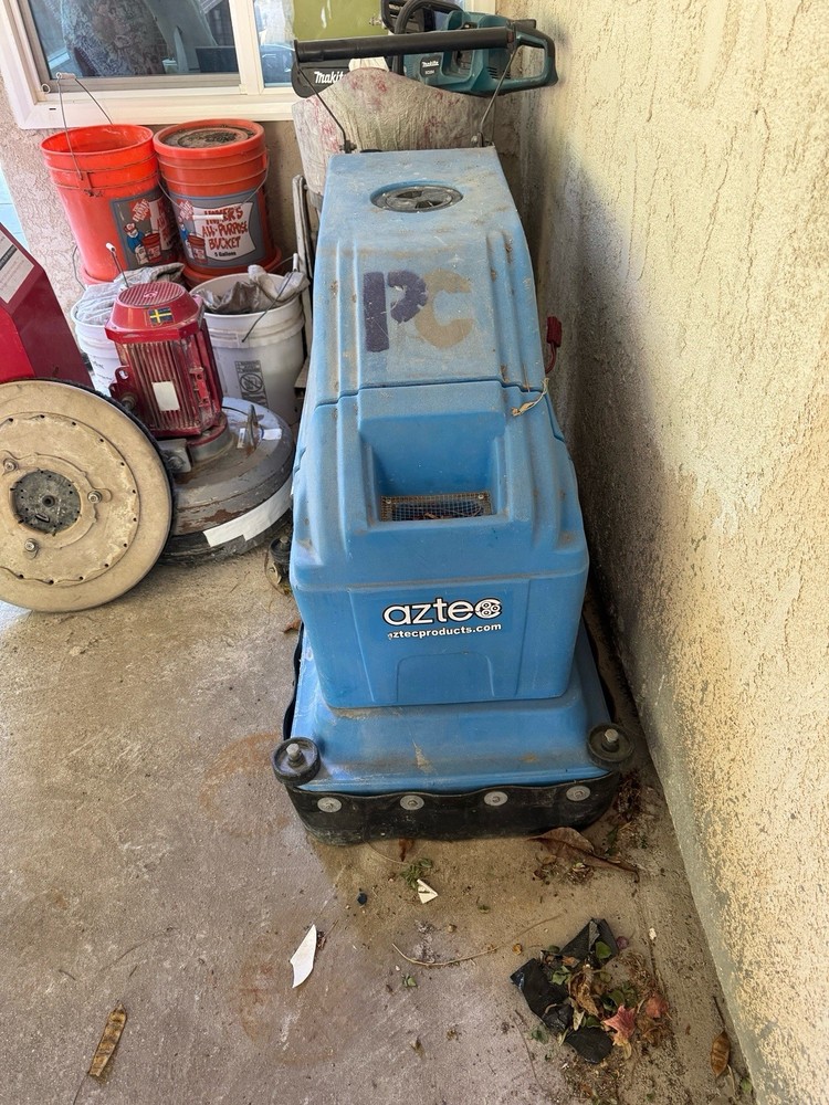 Aztec Proscrub 20" Floor Scrubber