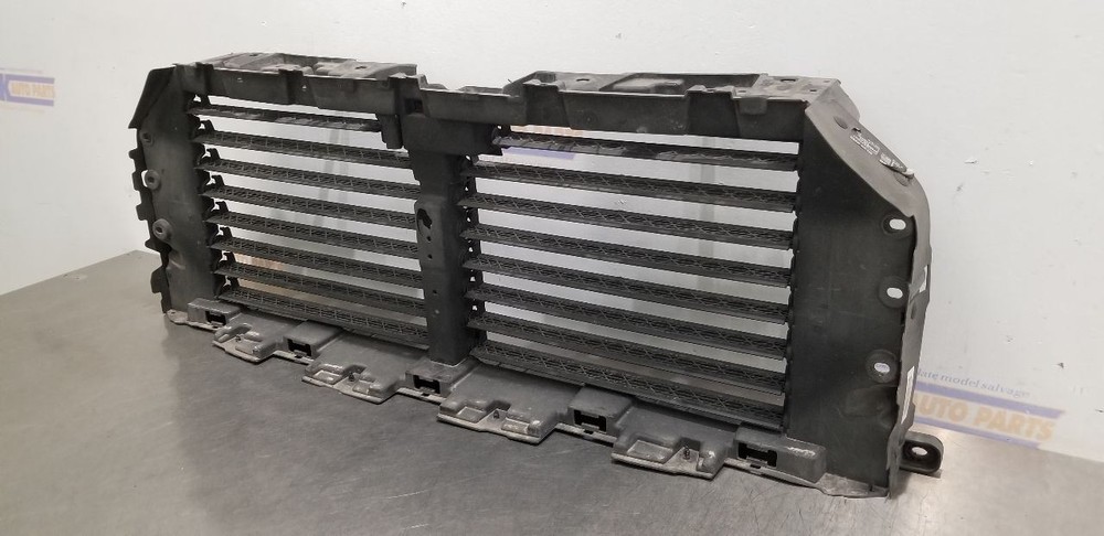23 FORD F150 UPPER AIR SHUTTER 5.0L