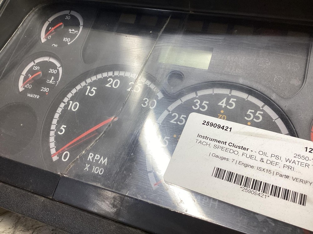 2011-2014 Freightliner CASCADIA Speedometer Instrument Cluster - Used
