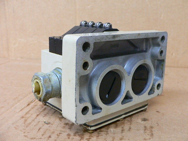 Omron D4mb-431-1 Limit Switch