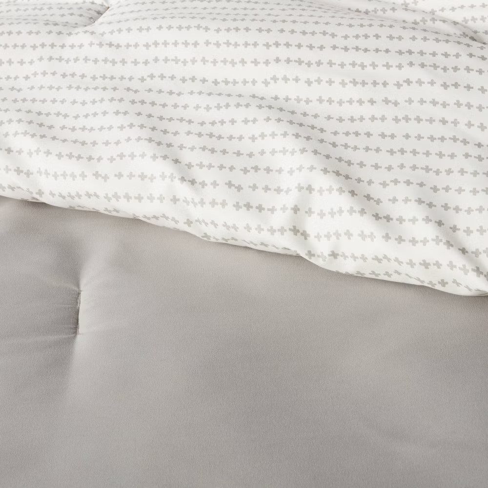 7pc Queen Solid Microfiber Comforter & Sheets Set Gray - Room Essentials