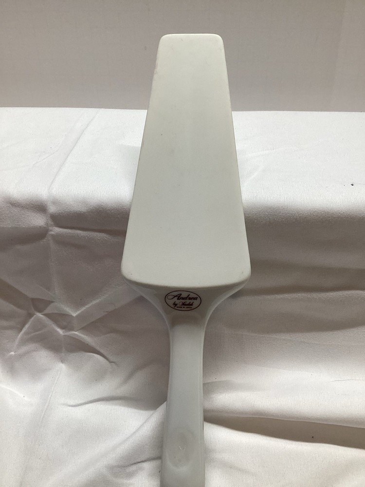 Andrea by Sadek Ceramic Holiday Cake Server