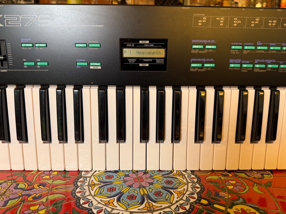Yamaha DX27S FM 4OP Algorithm Synthesizer 1985