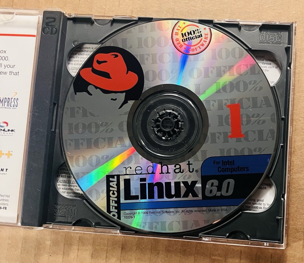 Red Hat Linux 6.0 OS for Intel PCs (2-CD, 1999) w Reg Code & Official User Guide