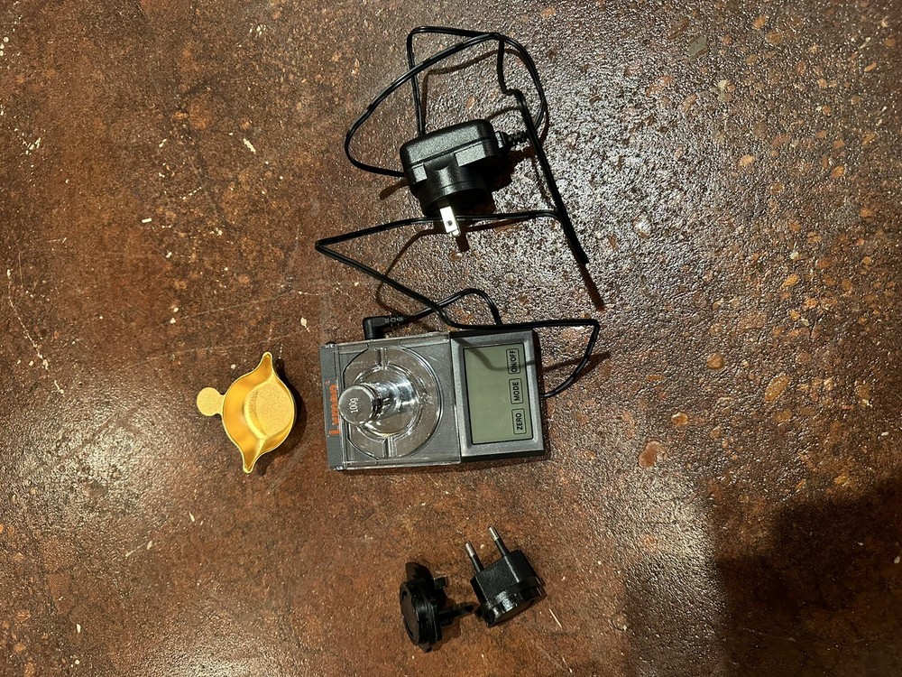 Lyman 7750700 Micro-Touch 1500 110V Electronic Reloading Scale