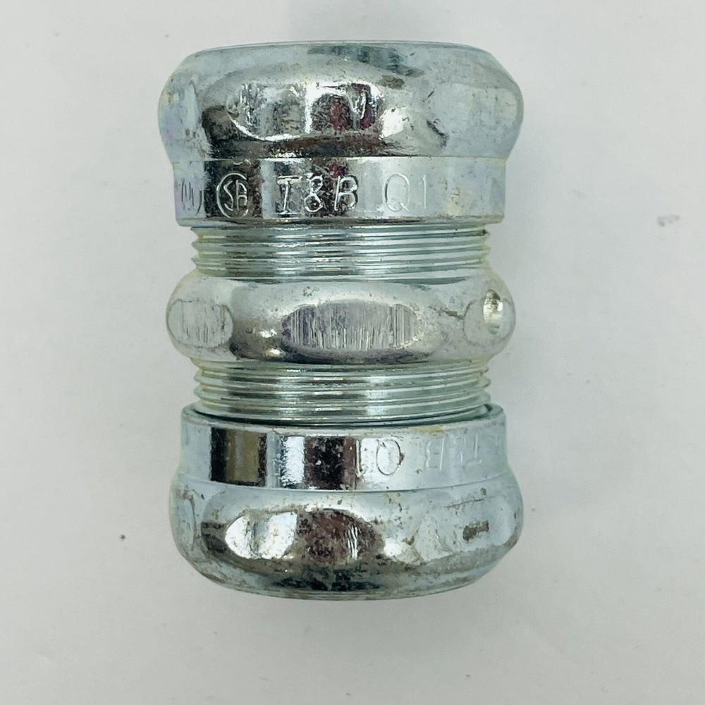 (14) Thomas & Betts Q1 3/4” Straight Conduit Compression Coupler Connector Union