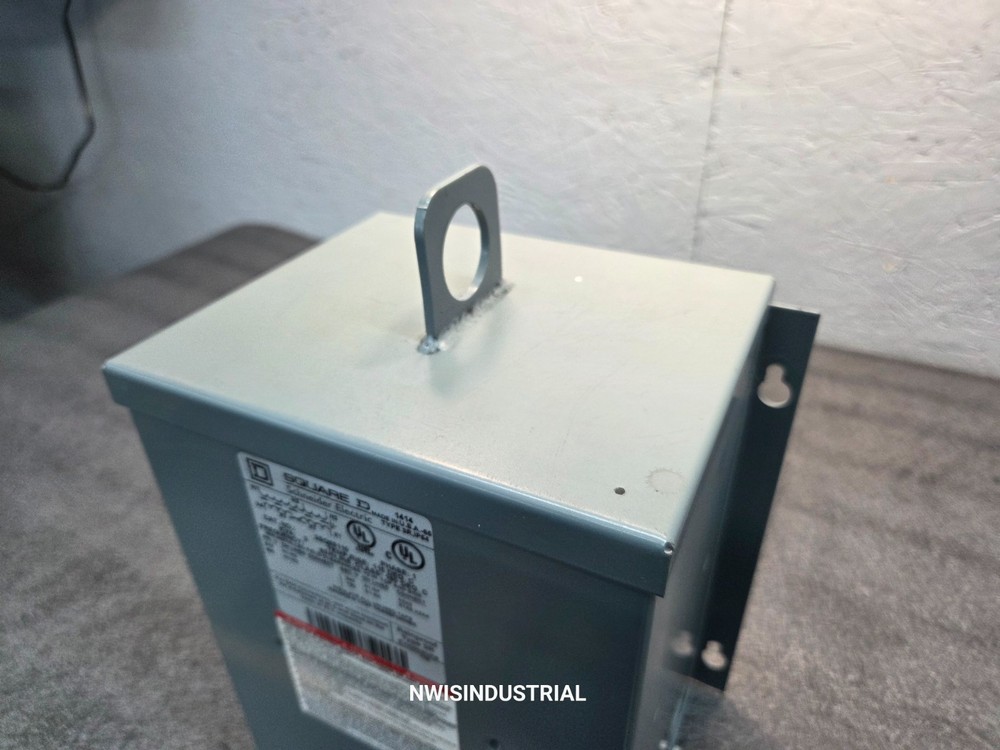 SQUARE D 3SQ58110 SINGLE PHASE TRANSFORMER, 3 KVA, 3R
