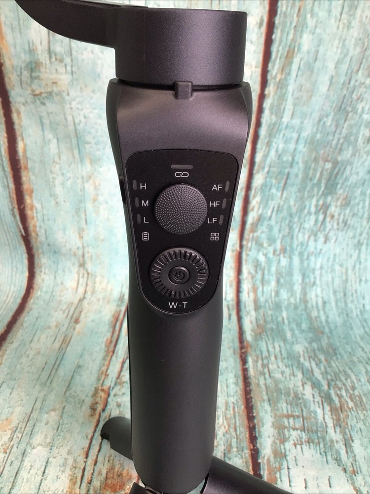 Blusmart 3-Axis Stabilized Gimbal W/ Adjustable Arm Panorama & Portrait Mode