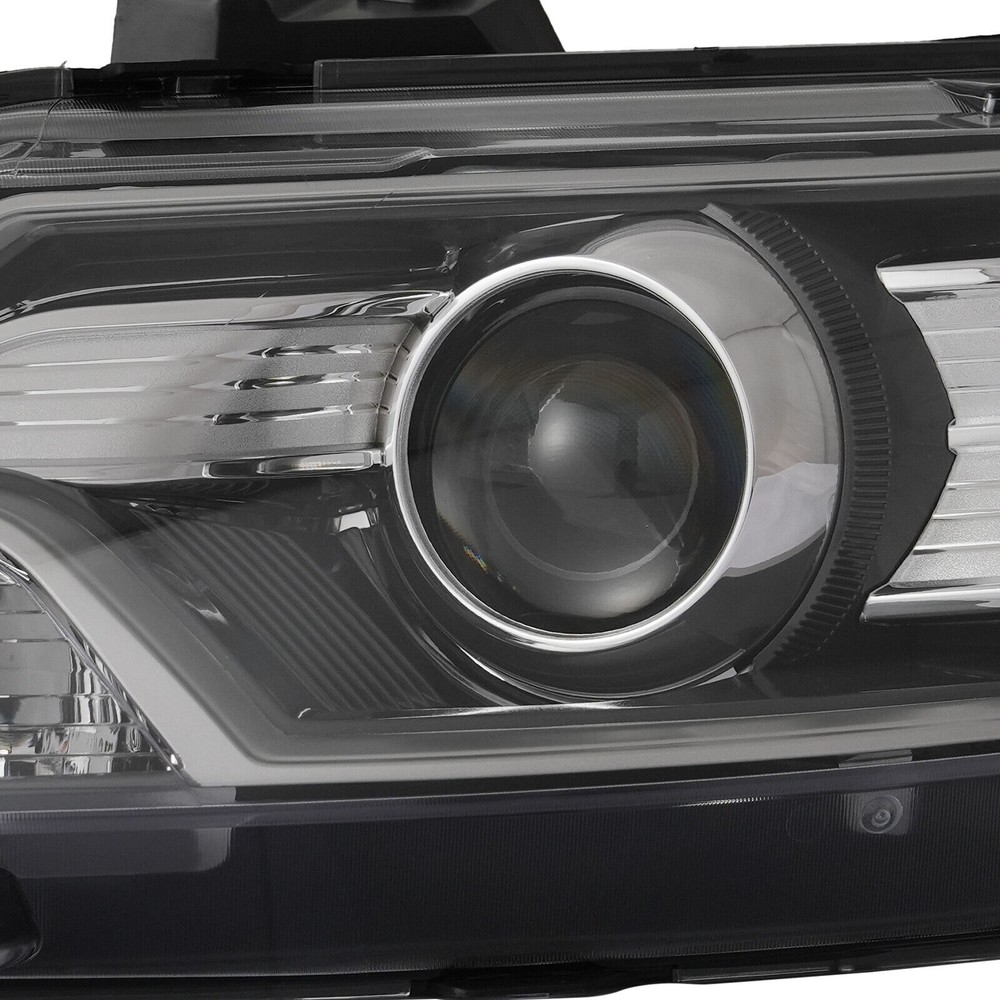Halogen Headlight For 2010-2012 Ford Taurus Projector w/ Bulbs Left+Right Pair