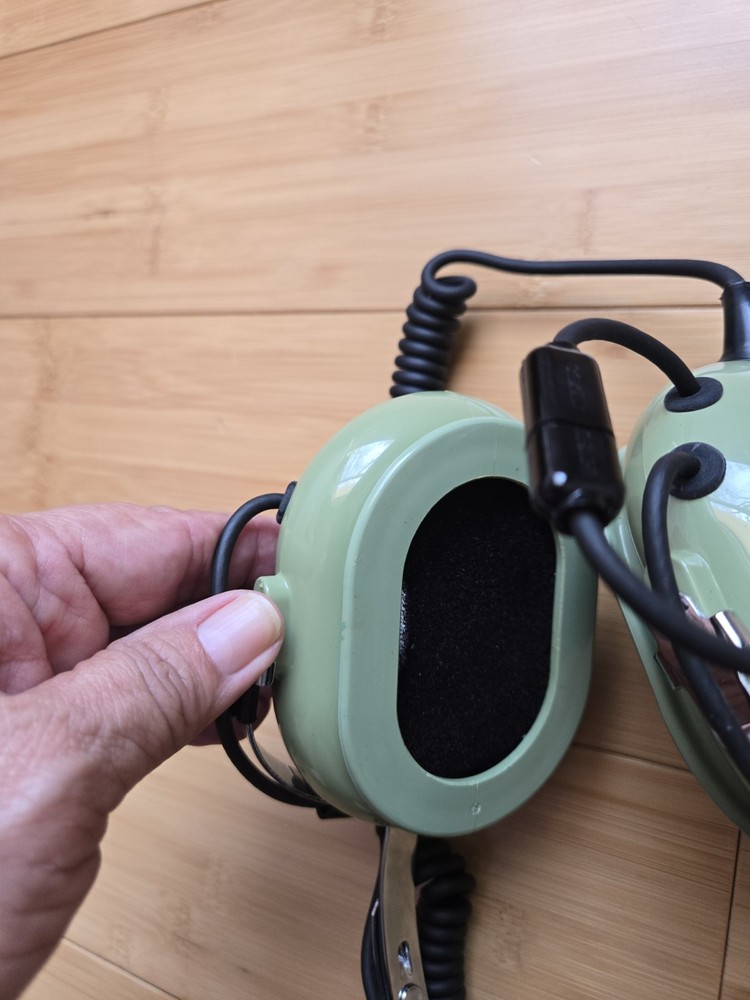 David Clark H10-36 Headset With Attached Mic Not Tested