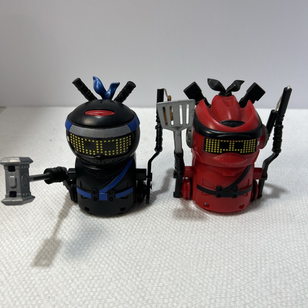 Spin Master Ninja Bots Battling Robots Red & Black 4" Working With Weapons B5
