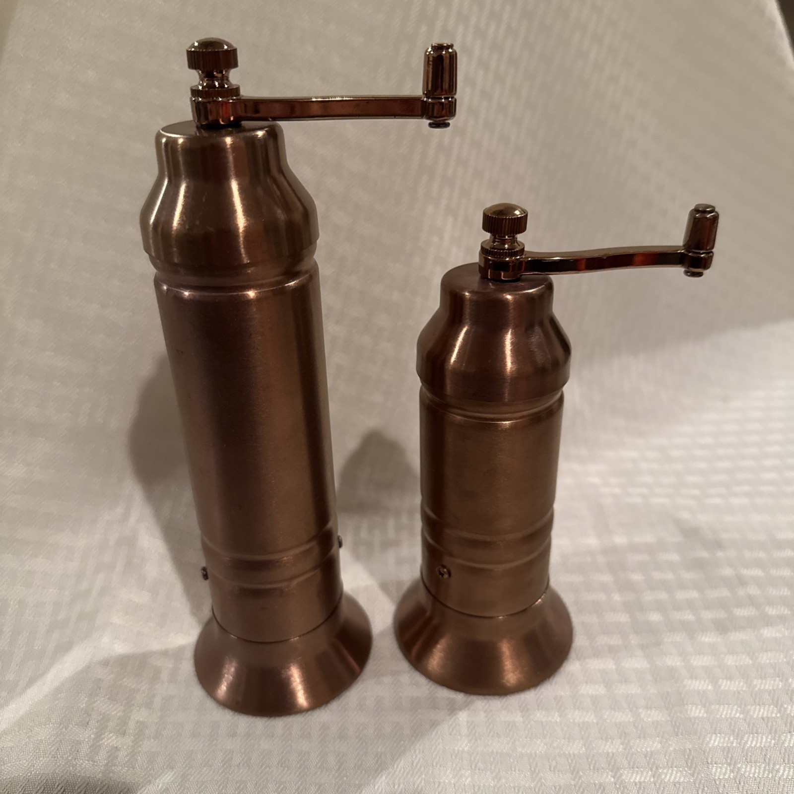 Hearth & Hand With Magnolia Salt & Pepper 2p Copper Gold Crank Grinder NEW