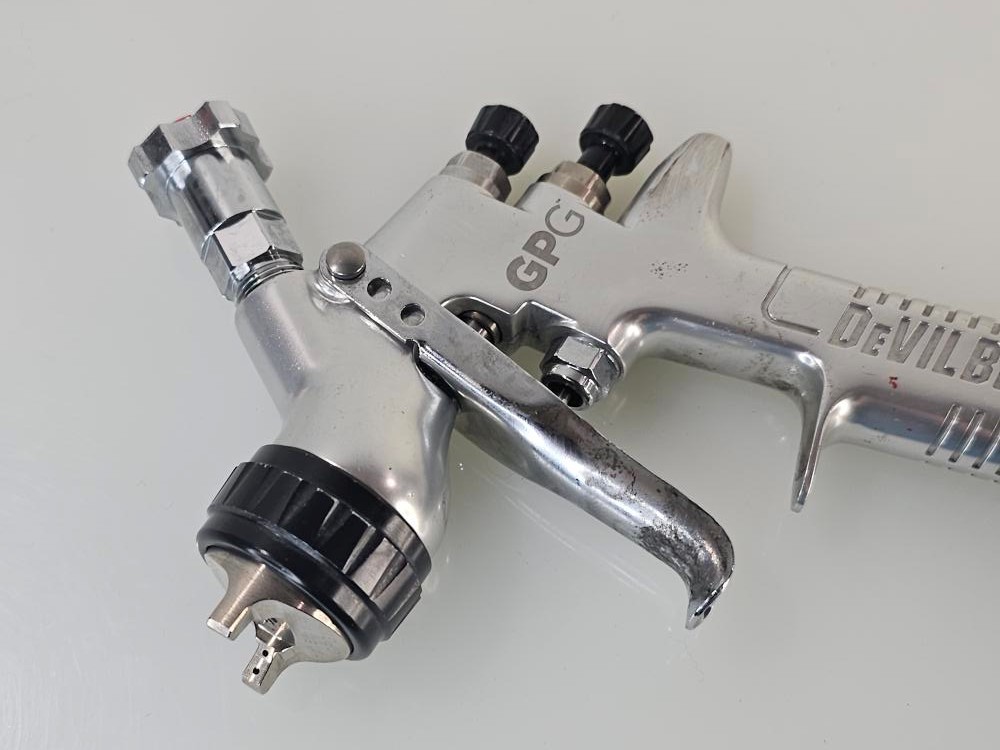 DeVilbiss GPG Professional Spray Gun (AM1096158)