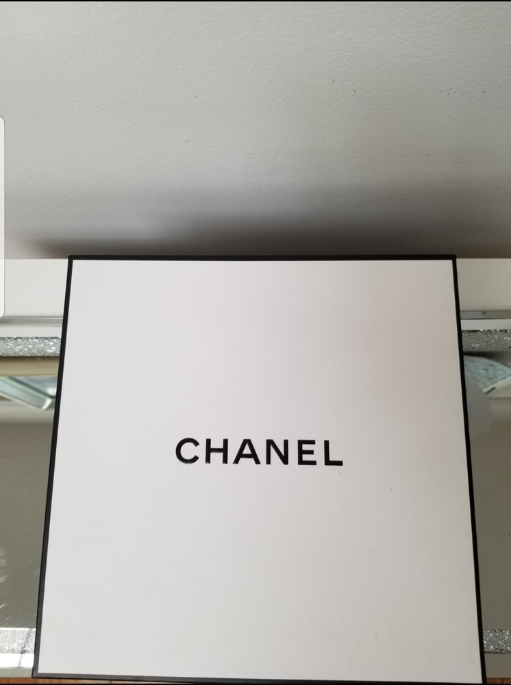 CHANEL Box Authentic Square Empty Gift Box 8.5"x8.5"x3.75"