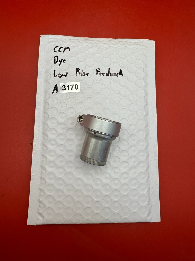 CCM Dye Low Rise Feedneck