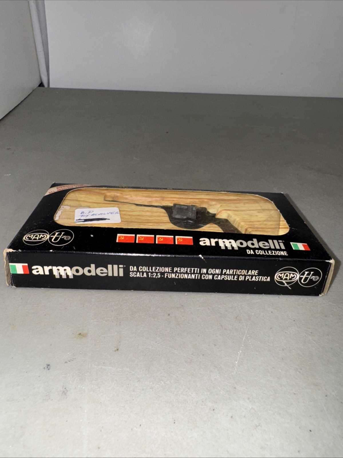 Armodelli Da Collezione Armodello A15 Scala 1:2,5 La Guerra Appears Al Chiodo