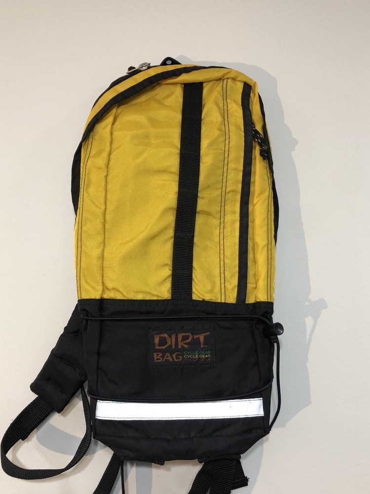 Dirtbag cycle gear backpack biking