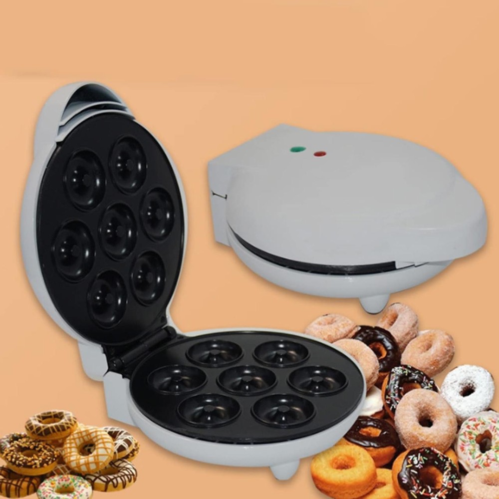 Mini Donut Maker Machine, Electric Non-Stick Surface Makes 7 Small Doughnuts