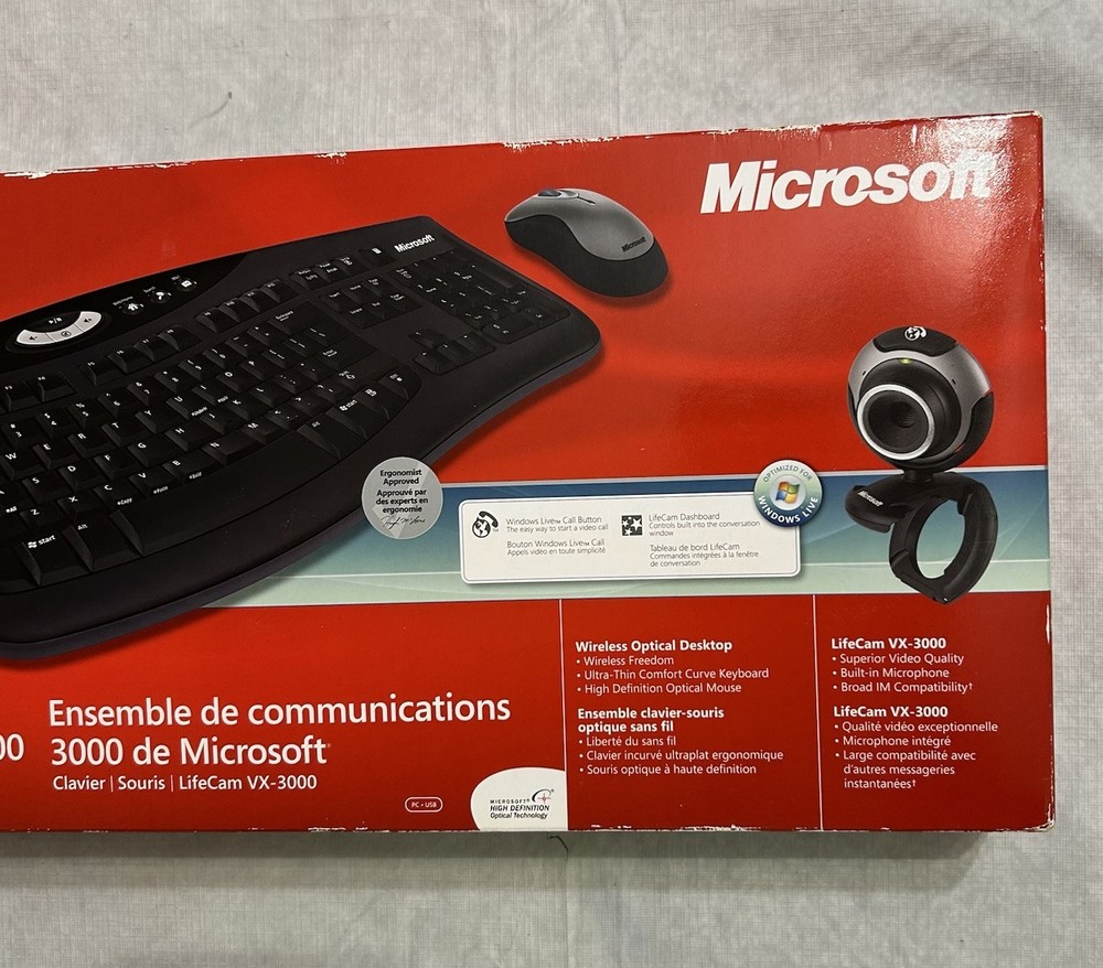 Microsoft Communication Pack 3000 Keyboard, Optical Mouse & LifeCam VX-3000 NEW