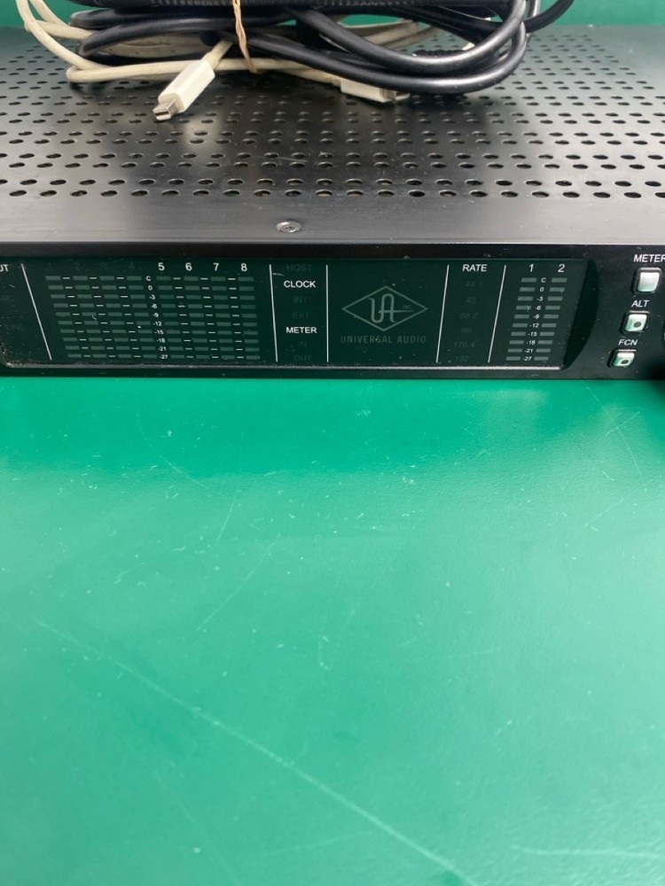 Universal Audio Apollo 8 with Duo Processing Audio Interface 4 MIC L (EZ5002483)