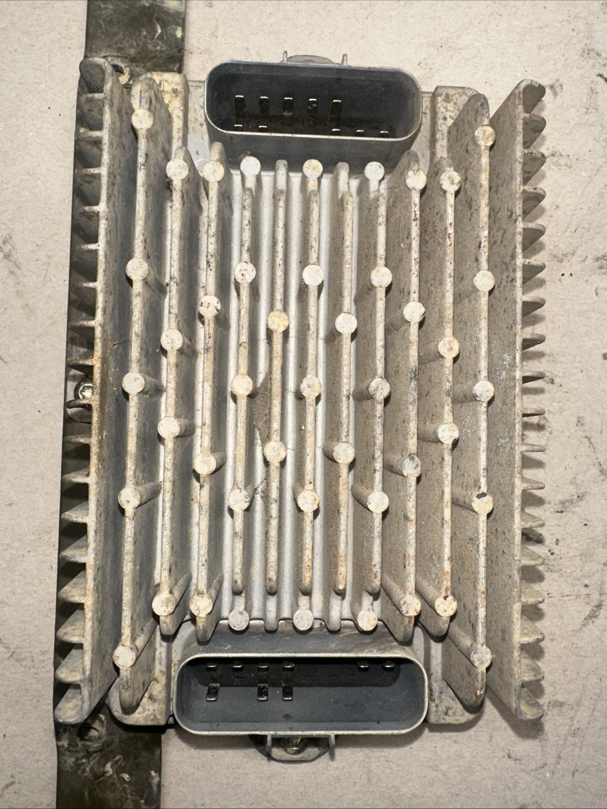 OEM 2006 Polaris Sportsman 500 4X4 4011598 EFI Single Control Module S/BRACKET