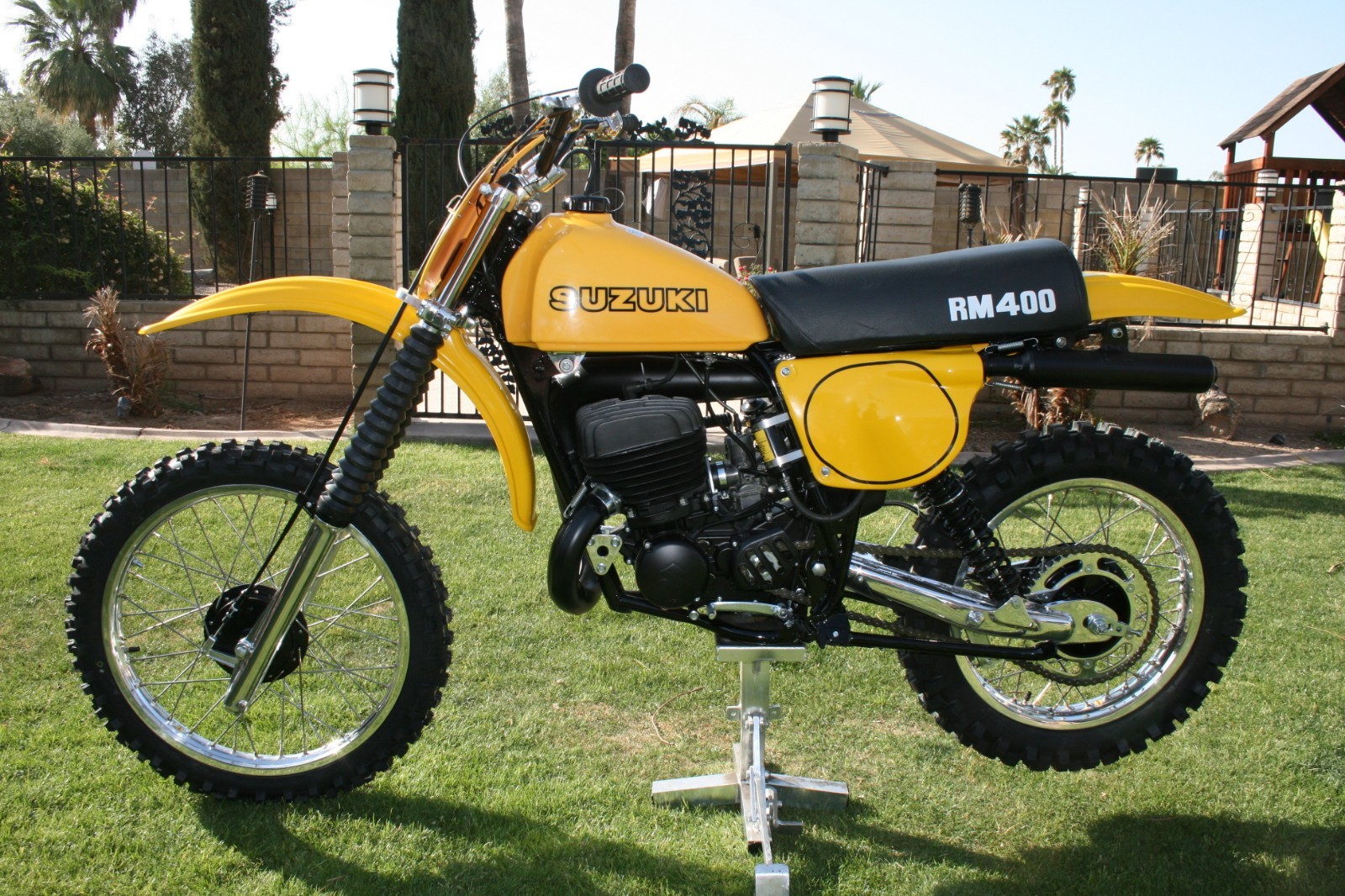 Suzuki RM125 RM250 RM370 RM400 Aluminum Housing TWIST Throttle / Cable Kit NEW!