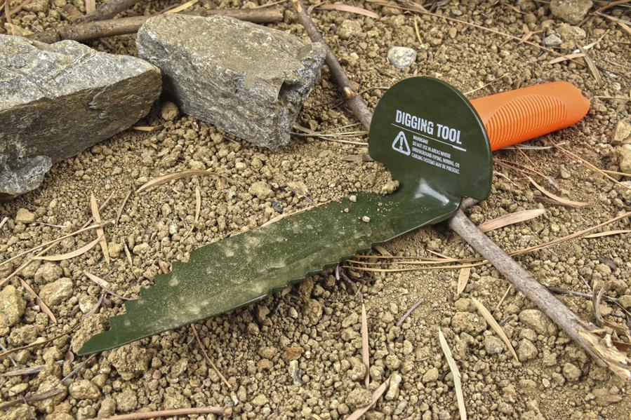 12 Inch Serrated Edge Digger with Sheath