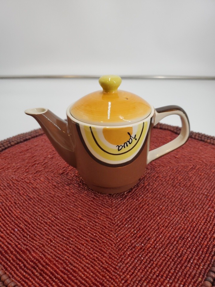 Hues N Brews Teapot for one Brown espresso Java Mocha (C36)**